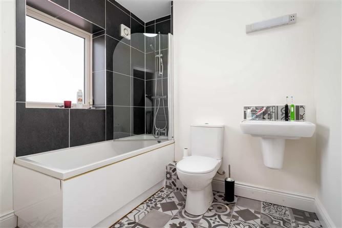 37 Dodderbrook Avenue, Ballycullen, Dublin 24