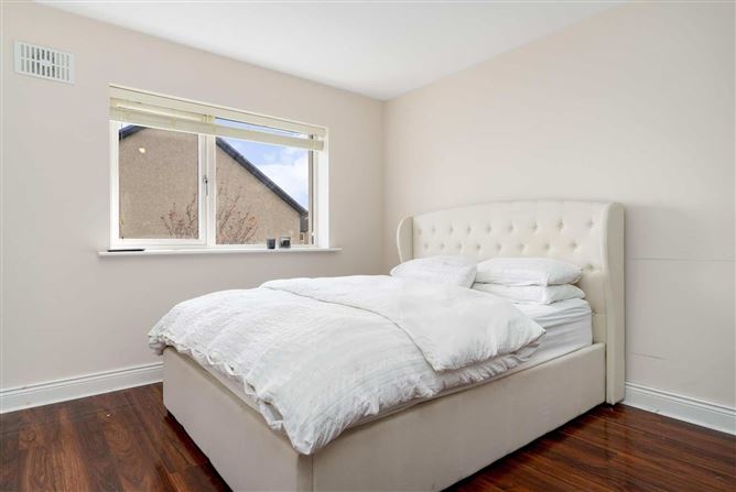 37 Dodderbrook Avenue, Ballycullen, Dublin 24