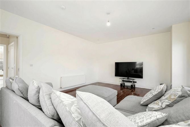 37 Dodderbrook Avenue, Ballycullen, Dublin 24