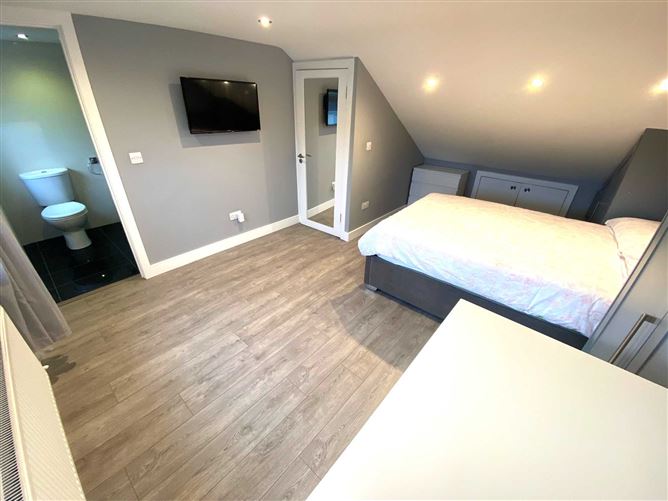 Griffeen Glen Green, Lucan, Co. Dublin