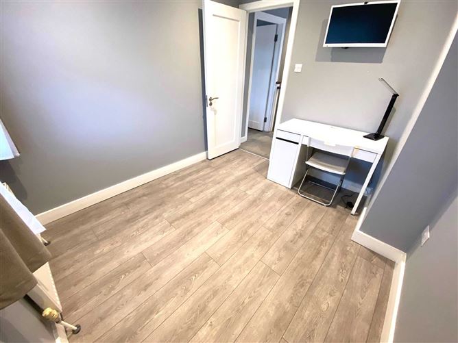 Griffeen Glen Green, Lucan, Co. Dublin