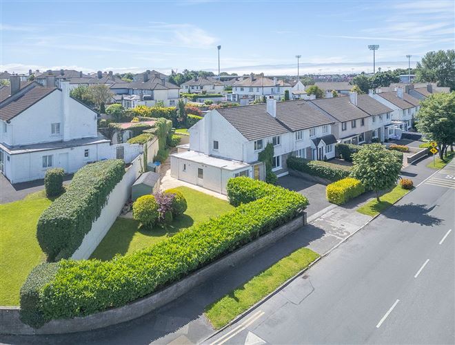 26 Dr. Mannix Road, Salthill, Galway