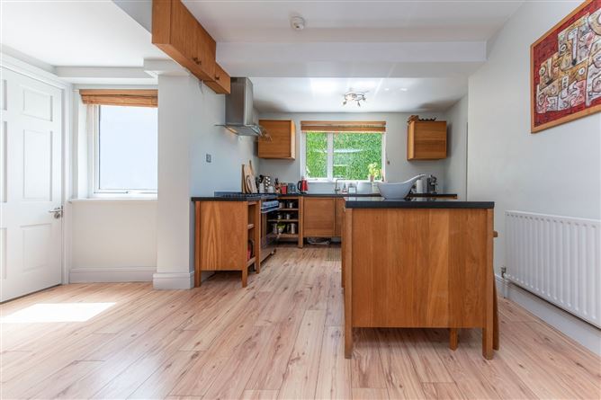 Photo 9 of 31 — 26 Dr. Mannix Road, Salthill, Galway