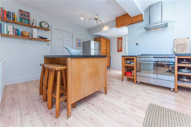 Photo 10 of 31 — 26 Dr. Mannix Road, Salthill, Galway