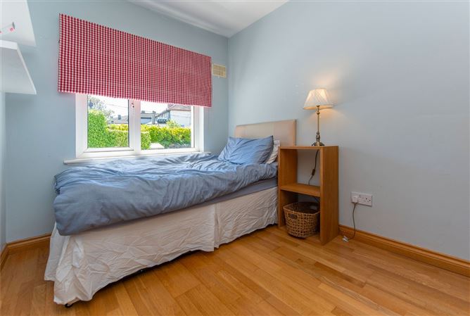 Photo 30 of 31 — 26 Dr. Mannix Road, Salthill, Galway