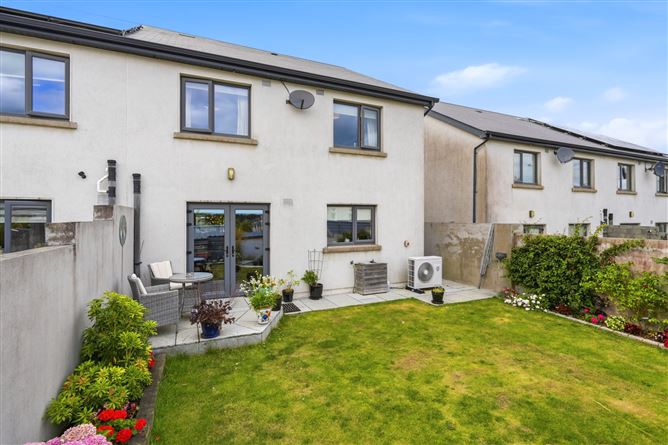 Photo 38 of 59 — 48 Oak Hill, Gorey, Co. Wexford