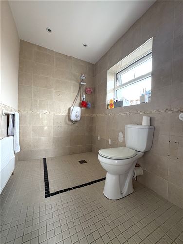 Photo 20 of 24 — Greenbank, Stradbrook Road, Blackrock, Dublin