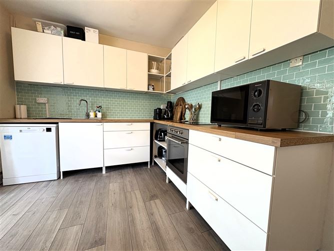 Photo 10 of 24 — Greenbank, Stradbrook Road, Blackrock, Dublin