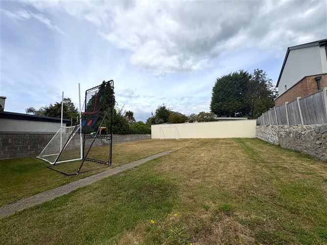 Photo 21 of 24 — Greenbank, Stradbrook Road, Blackrock, Dublin