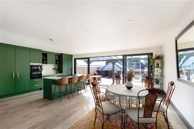 "La Vallée", 6B New Road, Kilcoole, Wicklow