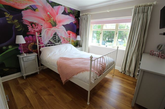 9 Orchard Grove, Newcastle, Co. Dublin