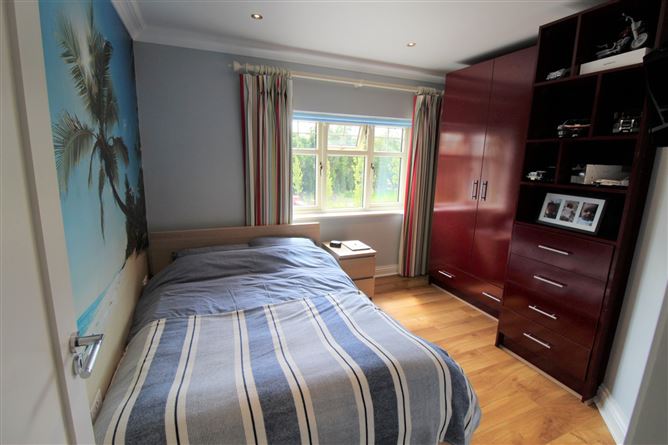 9 Orchard Grove, Newcastle, Co. Dublin