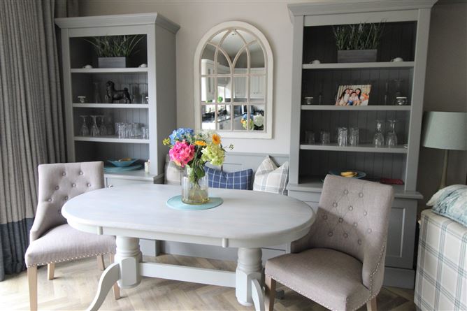 9 Orchard Grove, Newcastle, Co. Dublin