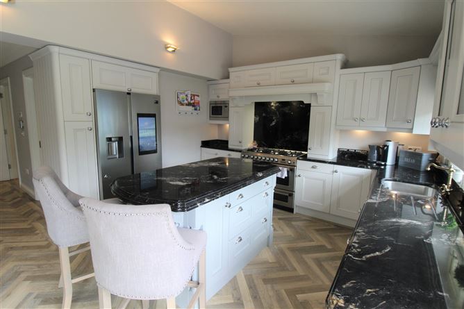 9 Orchard Grove, Newcastle, Co. Dublin