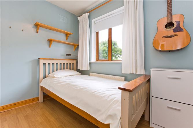 24 Ballyowen Avenue, Lucan, Co. Dublin