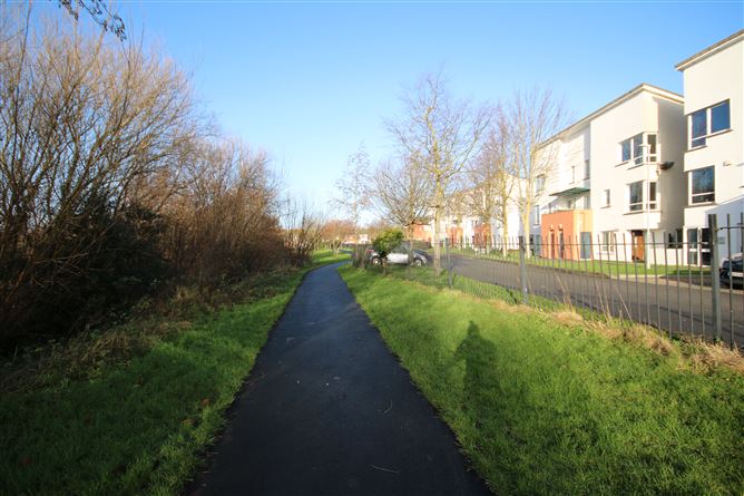 325 Castlecurragh Heath, Mulhuddart, Dublin 15