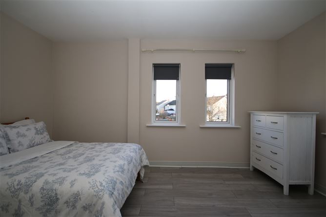 325 Castlecurragh Heath, Mulhuddart, Dublin 15