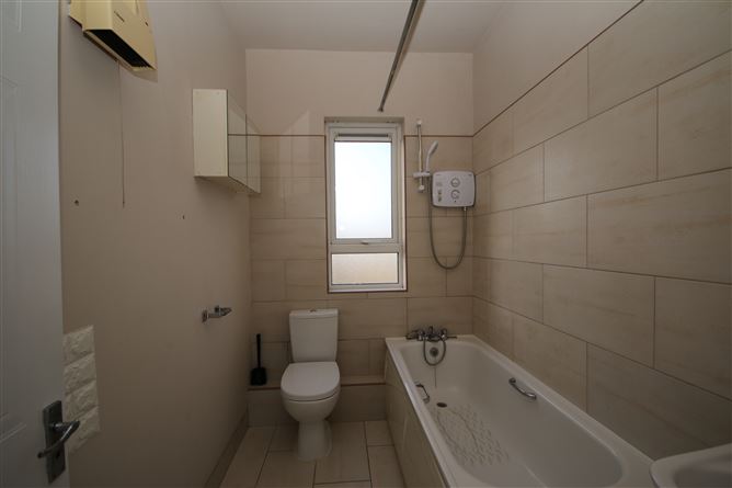 325 Castlecurragh Heath, Mulhuddart, Dublin 15