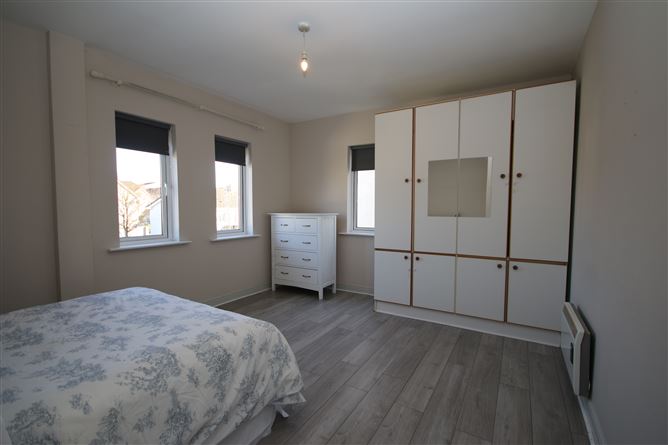 325 Castlecurragh Heath, Mulhuddart, Dublin 15