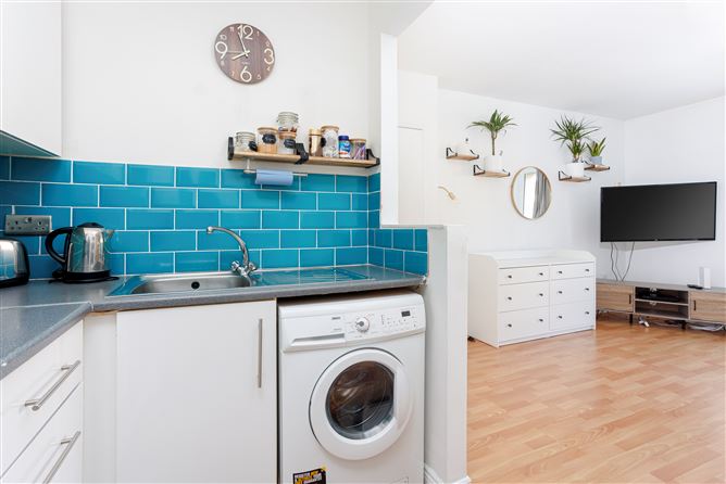 5 Riverbank House, Islandbridge,   Dublin 8