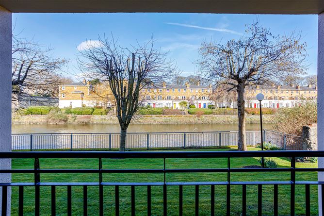5 Riverbank House, Islandbridge,   Dublin 8