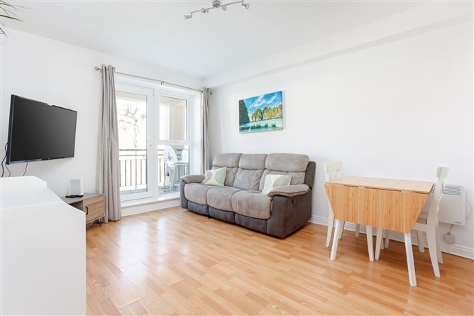 5 Riverbank House, Islandbridge,   Dublin 8