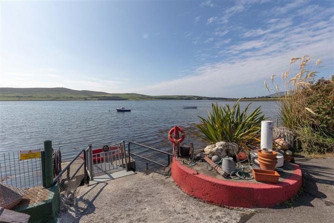 Wood Quay, Dingle, Kerry, Ireland