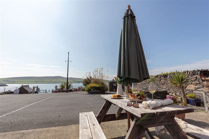 Wood Quay, Dingle, Kerry, Ireland
