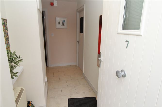 7 Brook Lodge House, Oakview Village, Tralee, Kerry