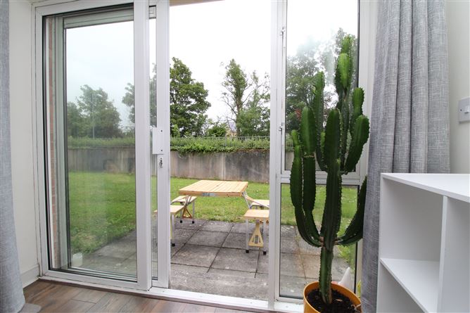 7 Brook Lodge House, Oakview Village, Tralee, Kerry