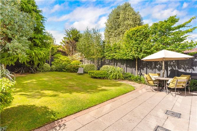 35 Hampton Park, Booterstown, Co. Dublin