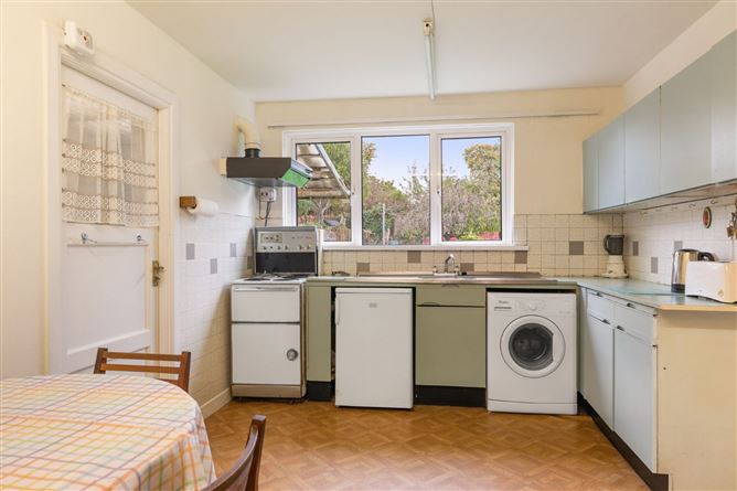 15 Dun Emer Drive, Dundrum, Dublin 16