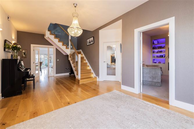 8 The Rise, Malahide, County Dublin