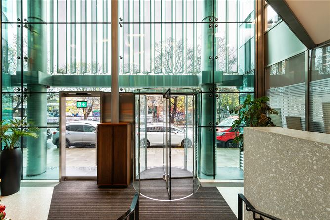 1st Floor, 7 Wilton Terrace, Dublin 2