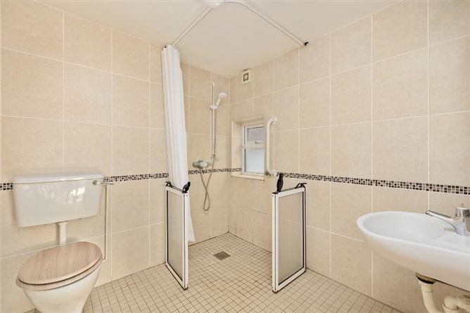 6 Lucan Heights, Lucan, Dublin