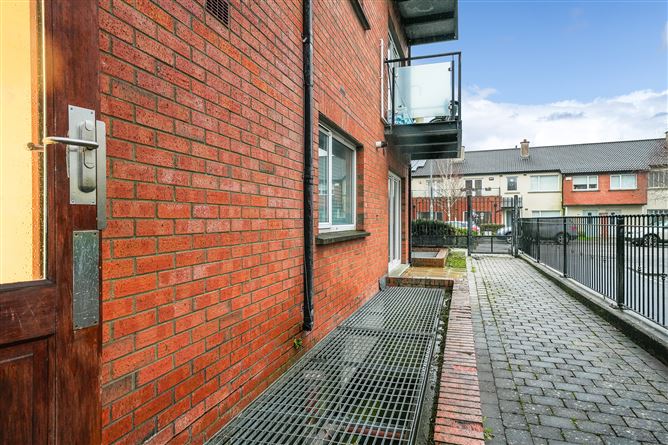 72 Mayeston Crescent, Finglas, Dublin 11
