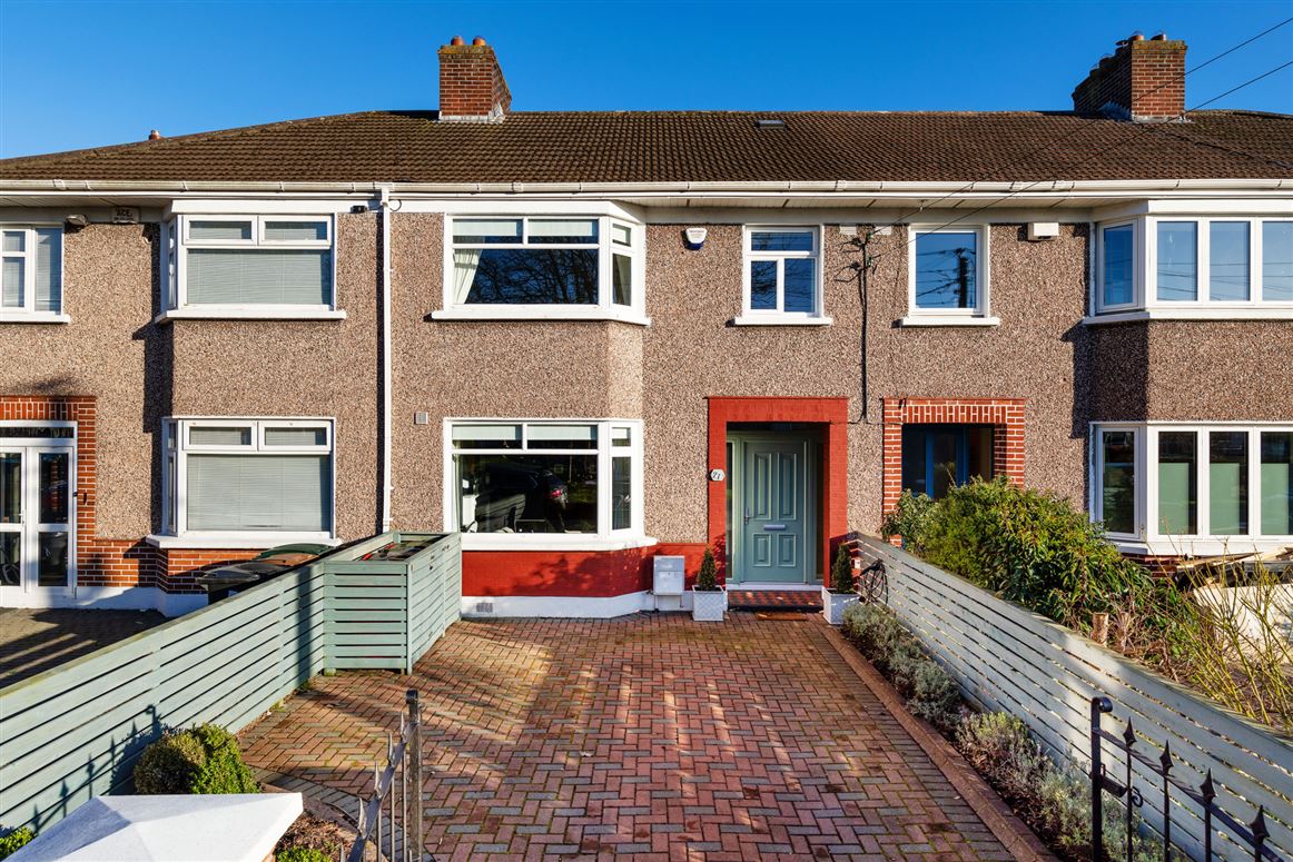 27 Brookwood Lawn, Artane, Dublin 5
