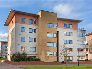 Main image of 130 The Oval, Tullyvale