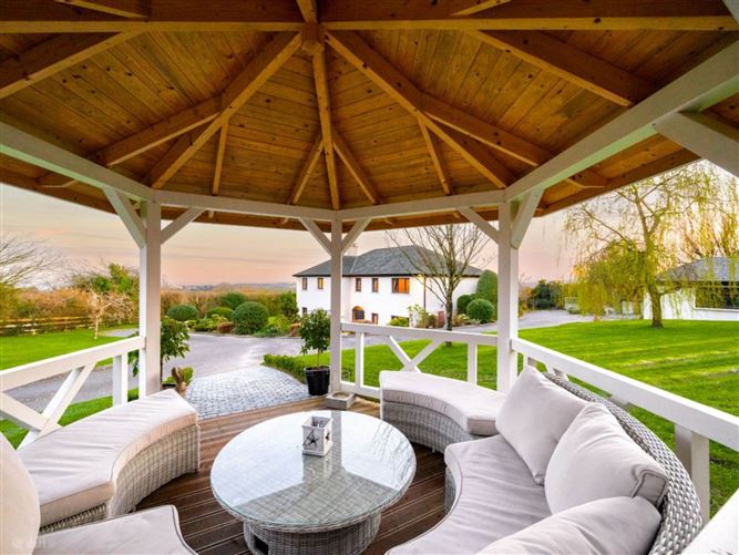 https://photos-a.propertyimages.ie/media/2/8/2/5010282/af34b5fa-9c19-4052-9aa8-eb177891e097_l.jpg