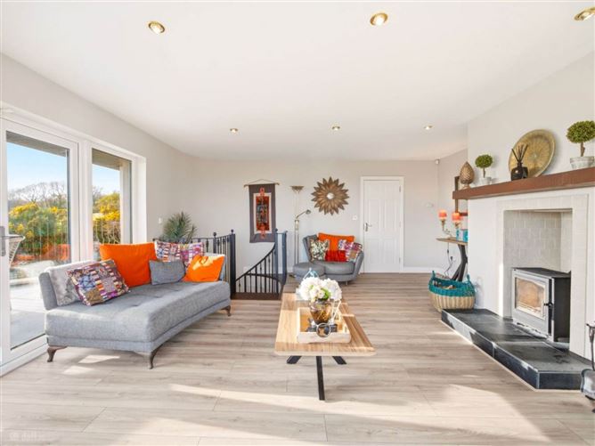 https://photos-a.propertyimages.ie/media/2/8/2/5010282/af34b5fa-9c19-4052-9aa8-eb177891e097_l.jpg