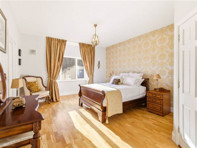 https://photos-a.propertyimages.ie/media/2/8/2/5010282/af34b5fa-9c19-4052-9aa8-eb177891e097_l.jpg