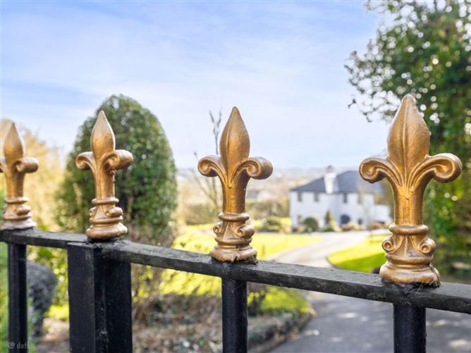 https://photos-a.propertyimages.ie/media/2/8/2/5010282/af34b5fa-9c19-4052-9aa8-eb177891e097_l.jpg