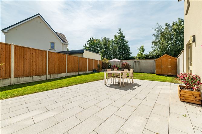 https://photos-a.propertyimages.ie/media/2/8/2/5015282/4760eb9c-3c04-4ff5-9b23-ea1c722f5cfa_l.jpg