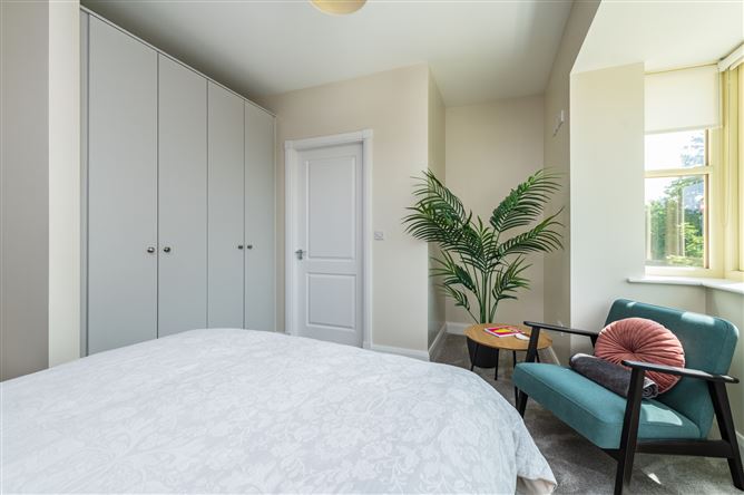 https://photos-a.propertyimages.ie/media/2/8/2/5015282/4760eb9c-3c04-4ff5-9b23-ea1c722f5cfa_l.jpg