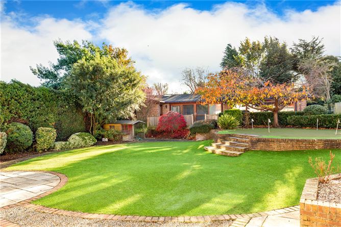 Philippa Lodge, 9 Hainault Park, Foxrock, Dublin 18