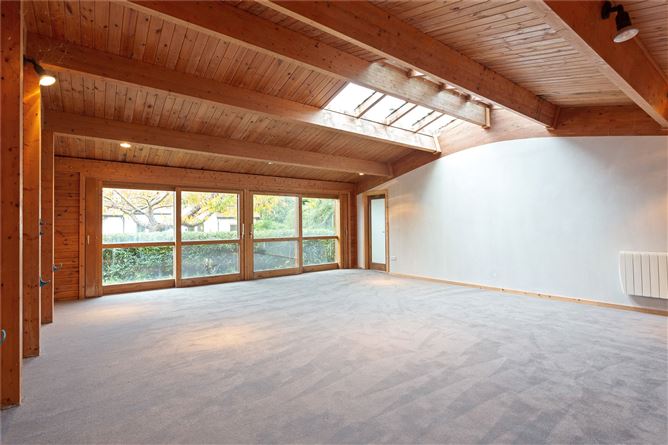 Philippa Lodge, 9 Hainault Park, Foxrock, Dublin 18