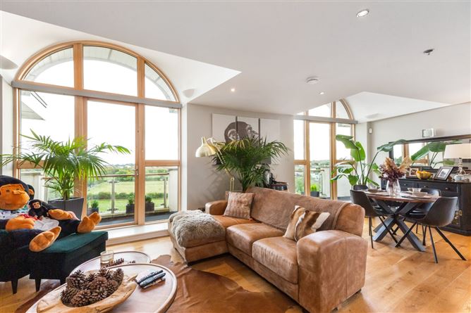 Penthouse, 104 The Oaks, Rockfield, Dundrum, Dublin 16