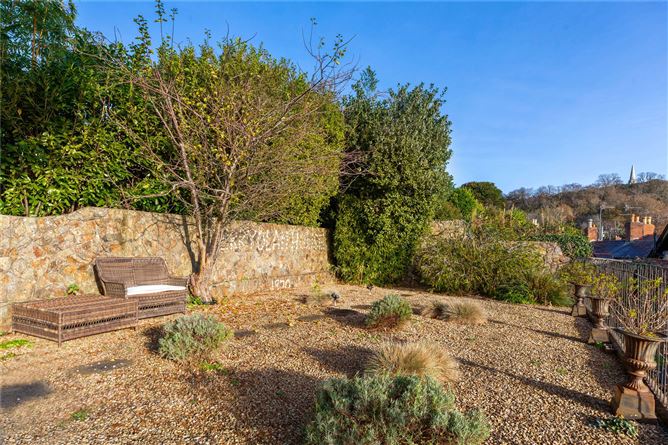 Derryolam House, Killiney Hill Road, Killiney, Co. Dublin