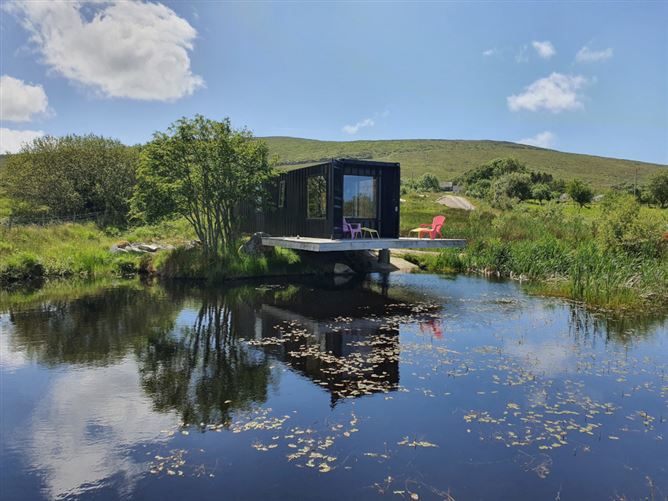 Main image for Traighenna Bay Glamping Units, Lettermacaward, Donegal