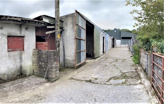 FERN HILL, Tinode, Blessington, Wicklow